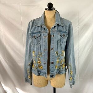 Vintage 90s embroidered jean jacket Newport News jeanology medium women’s floral